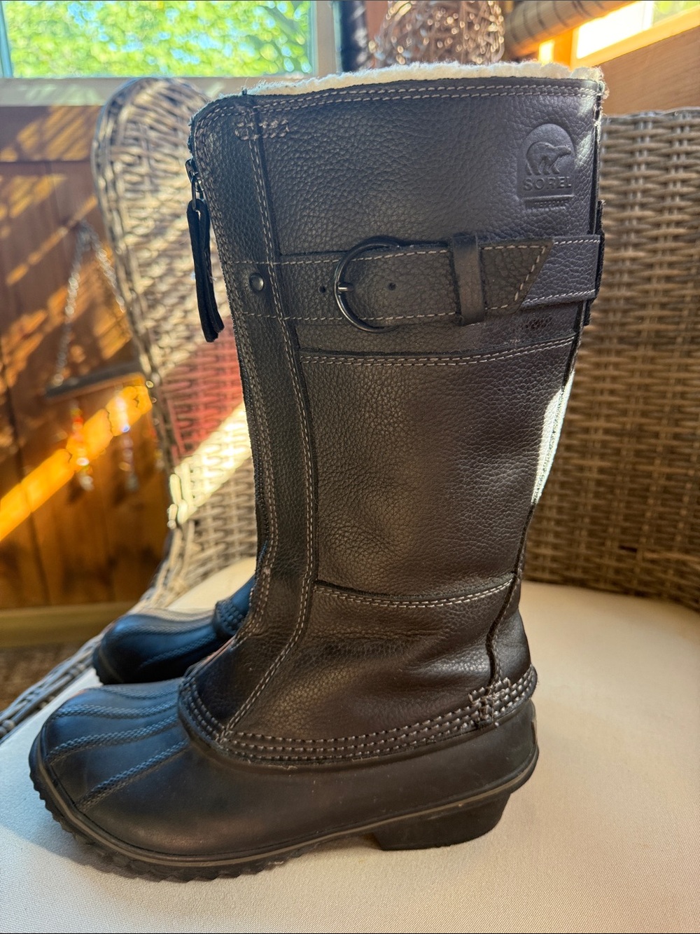 Sorel Women’s winter Black waterproof Boots with Buckles
